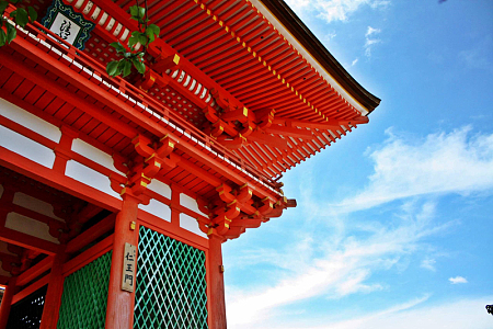 红色屋檐