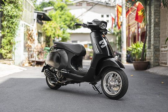 小型电动摩托车