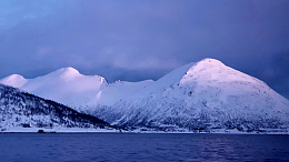 冬季挪威雪山山脉