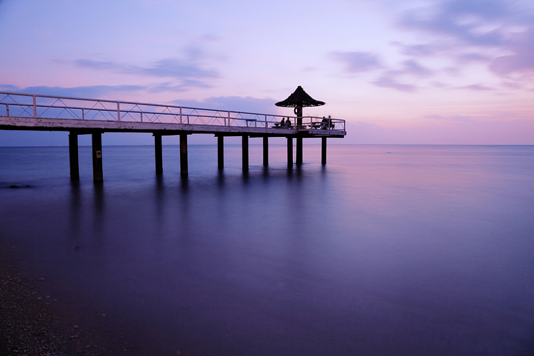 紫色调海边黄昏唯美