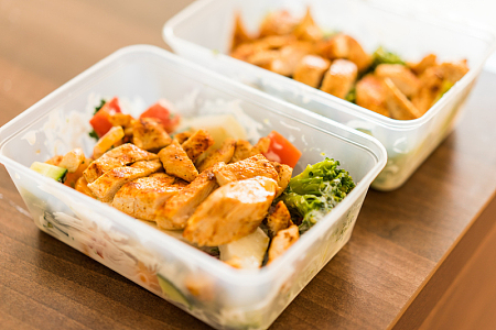 沙拉烤肉拌饭