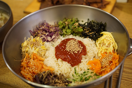 韩国石锅拌饭