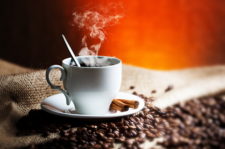 咖啡杯子桂皮咖啡豆