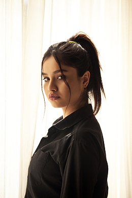 欧美高马尾美女写真