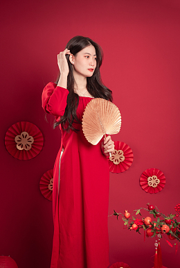手持蒲扇亚洲美女写真