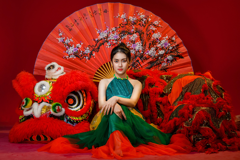 亚洲春节模特美女写真