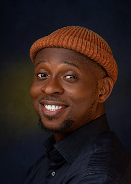 高清微笑黑人帅哥