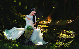 唯美气质奥黛美女树林写真