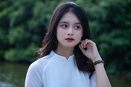 亚洲奥黛美女头像