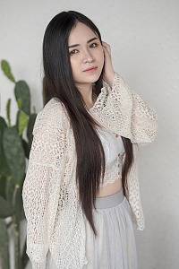 蕾丝披肩外套美女