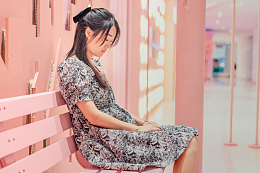 美女心情低落