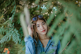 牛仔衬衫日本美女