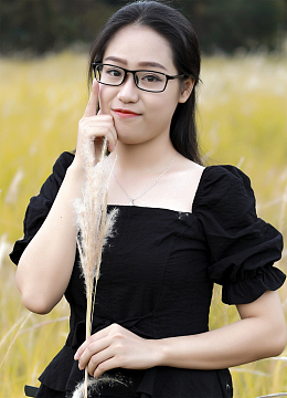 知性优雅日本美女