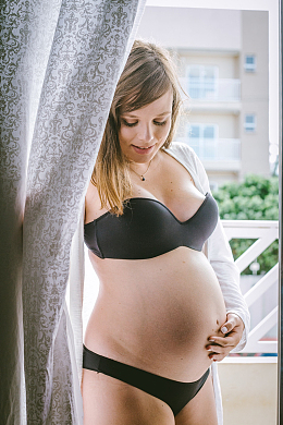 孕妇比基尼写真