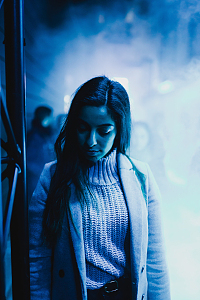 午夜落寞意境美女
