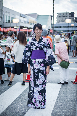 日本和服靓丽美女