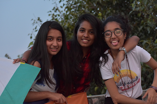 闺蜜好友三人行