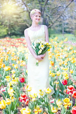 郁金香花海美女