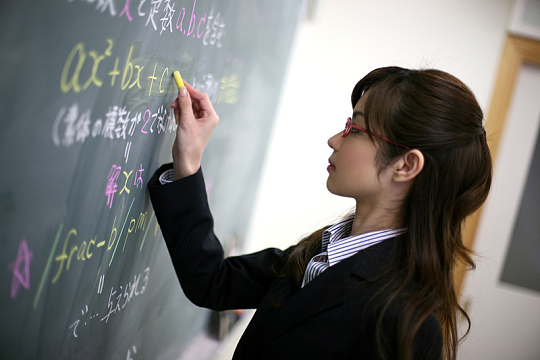 高清女老师讲课
