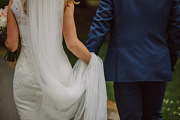 情侣婚纱背影素材
