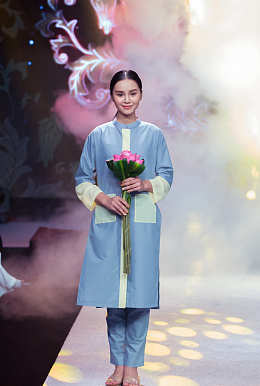 古典端庄气质美女