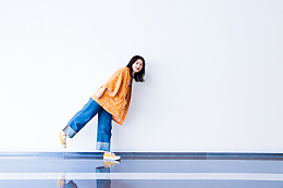 亚洲开朗美女
