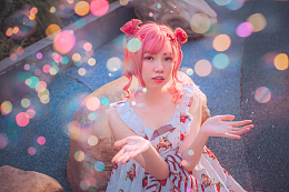 甜美可人日本美女