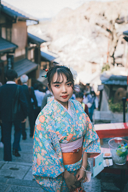 街拍甜美日本和服美女