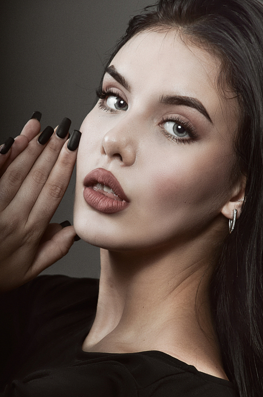 欧美美甲模特素材-欧美美甲模特图片元素-觅元素