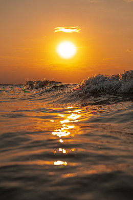 海上骄阳