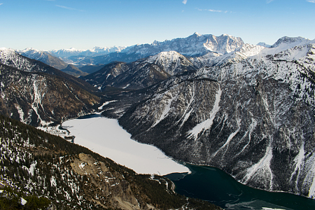 雪山融化图