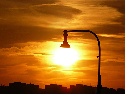路灯夕阳