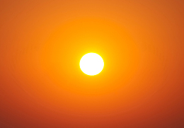 烈日