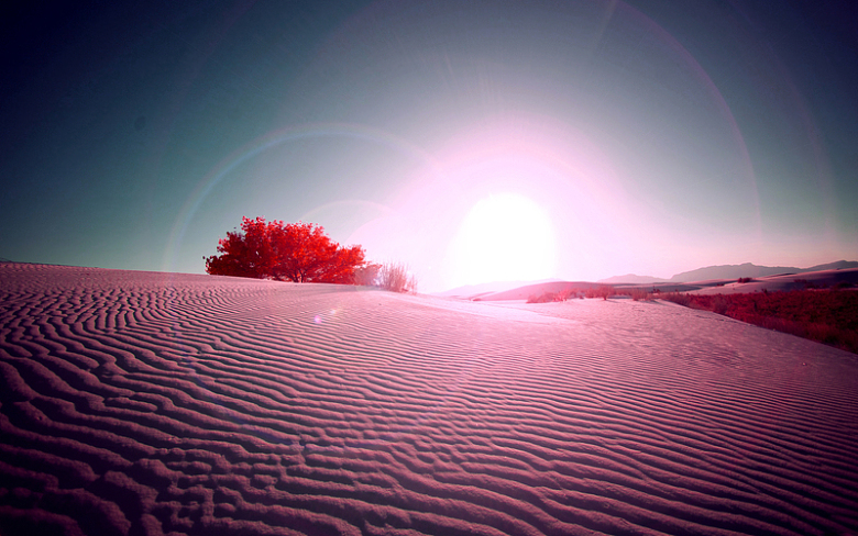 红色沙漠唯美风景
