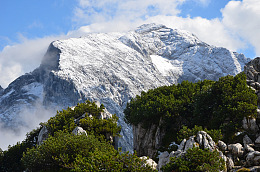 崇山峻岭风景