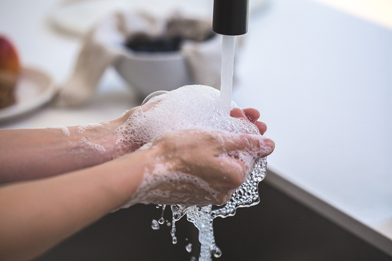 肥皂泡泡洗手