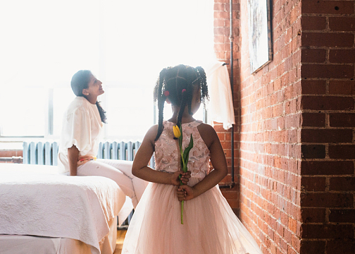 用鲜花给妈妈惊喜