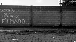 墙上的葡萄牙语