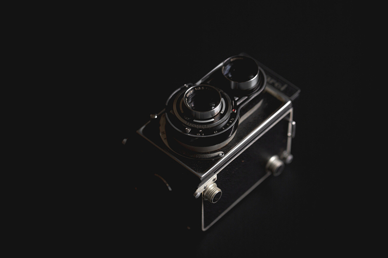 黑色复古相机