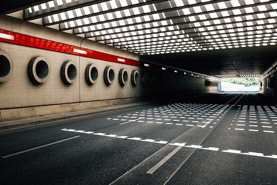 地下通道道路