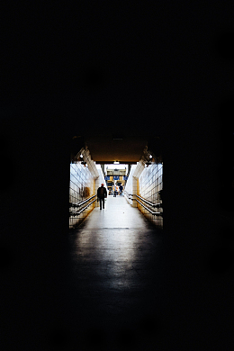 地下通道出口