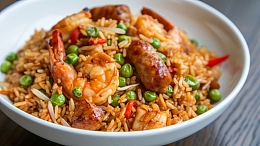美味虾仁炒米饭