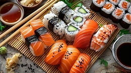 寿司鱼肉鲜肉美食