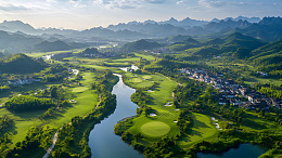 山水田园与蜿蜒河流的乡村风光