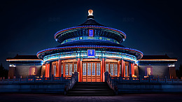 夜晚灯光下的天坛建筑夜景摄影