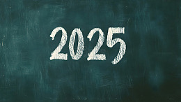 黑色背景下的“2025”