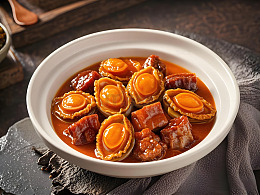 鲍鱼炖排骨美食摄影图