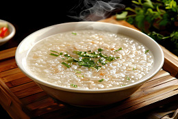 一碗美味的白米粥