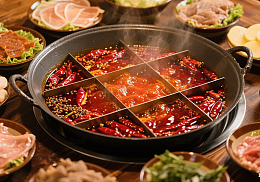 九宫格重庆四川蜀红油火锅美食