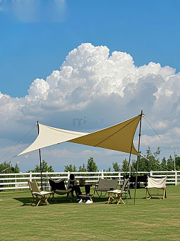 户外草坪露营遮阳休闲区